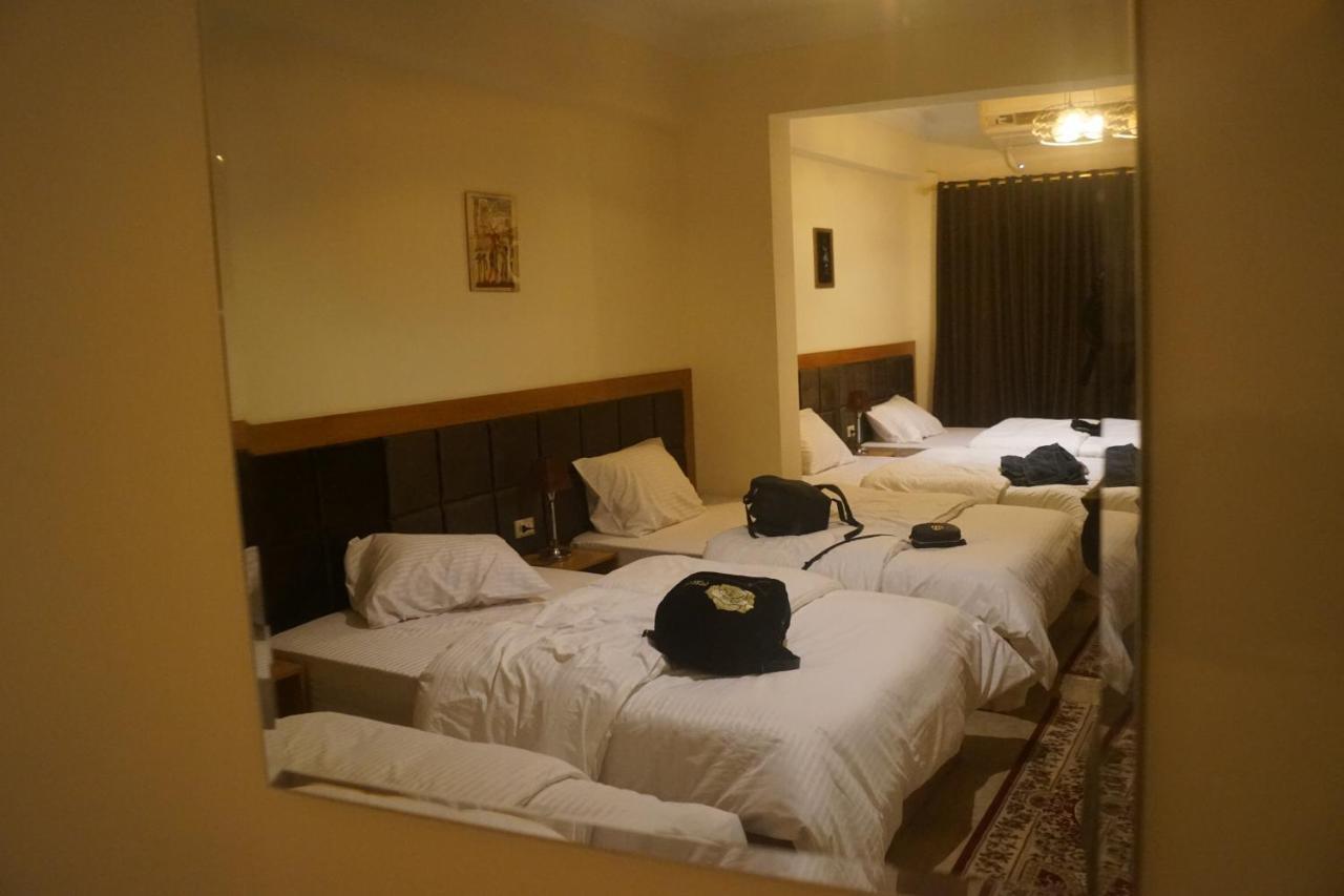 Draz Pyramids View Bed & Breakfast Kafret el-Gabal Kültér fotó