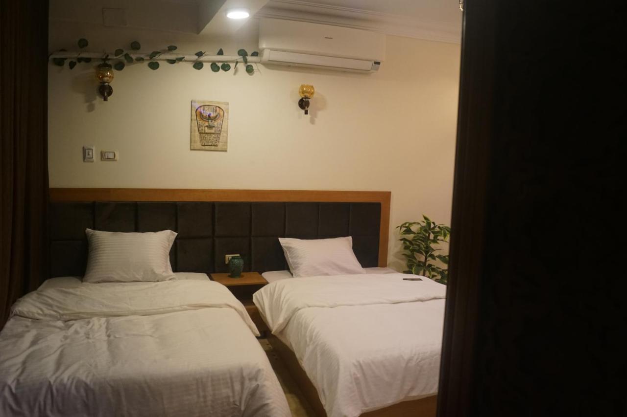 Draz Pyramids View Bed & Breakfast Kafret el-Gabal Kültér fotó