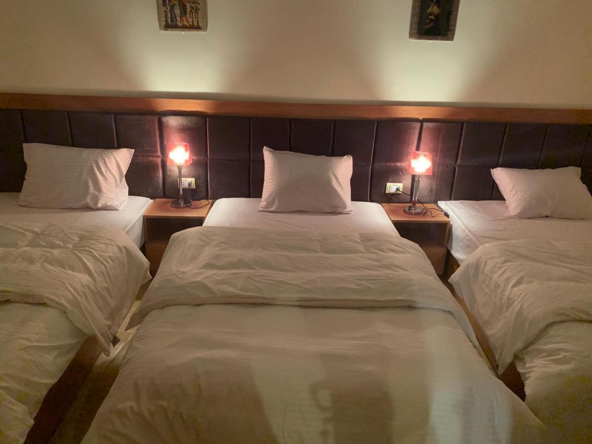 Draz Pyramids View Bed & Breakfast Kafret el-Gabal Kültér fotó
