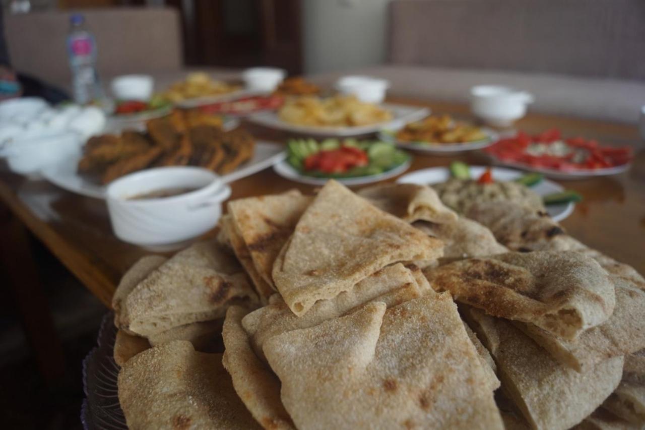 Draz Pyramids View Bed & Breakfast Kafret el-Gabal Kültér fotó